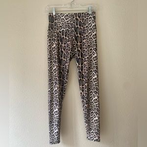 Onzie High Rise Legging - Leopard M/L